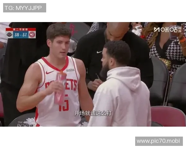 怀特体检时诊断出小腿伤势,黄蜂在交易中撤去一个次轮选秀权 怀特体检时诊断出小腿伤势,黄蜂在交易中撤去一个次轮选秀权